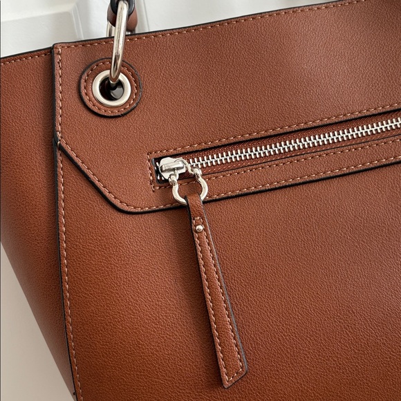 CHAPS shoulder tote bag - Picture 3 of 11